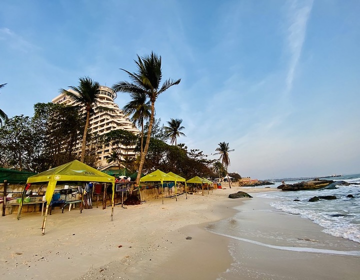 hua hin thailand guide -things to do in hua hin- hua hin beach 