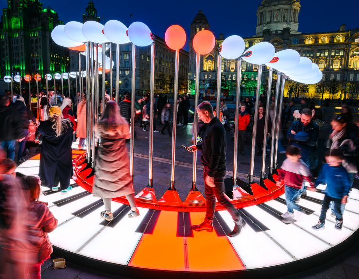 i Light Singapore 2025 - Piano Walk