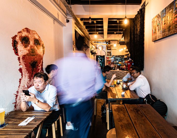 study cafe in singapore - work-friendly cafe singapore - sarnies - work cafe in cbd with wifi