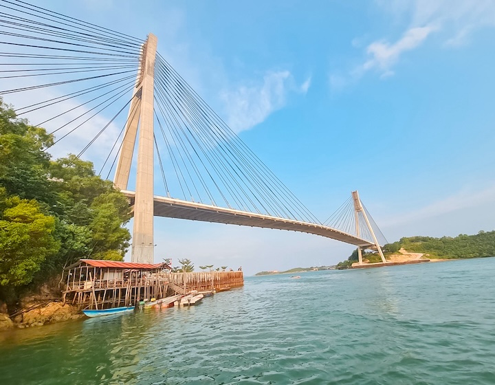 batam indonesia things to do barelang bridge