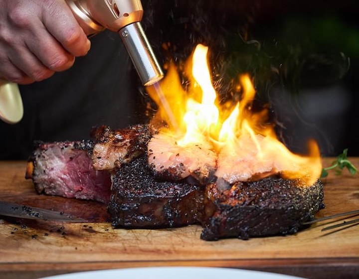 best steakhouse singapore steak singapore - tomahawk steakhouse