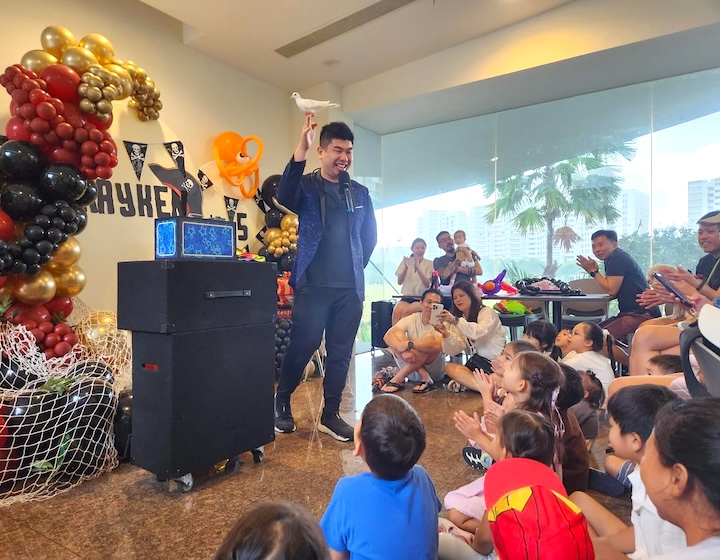 magician singapore - magic of markson