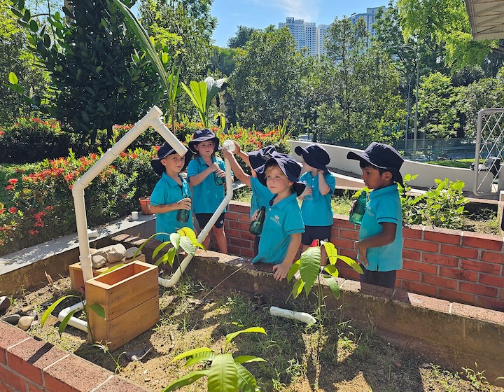 Dover Court International School