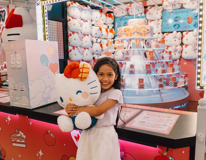 changi festive village 2024 - limited-edition merchandise