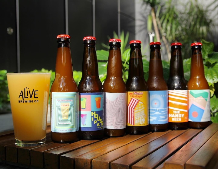 christmas gift for men - alive brewing local beer