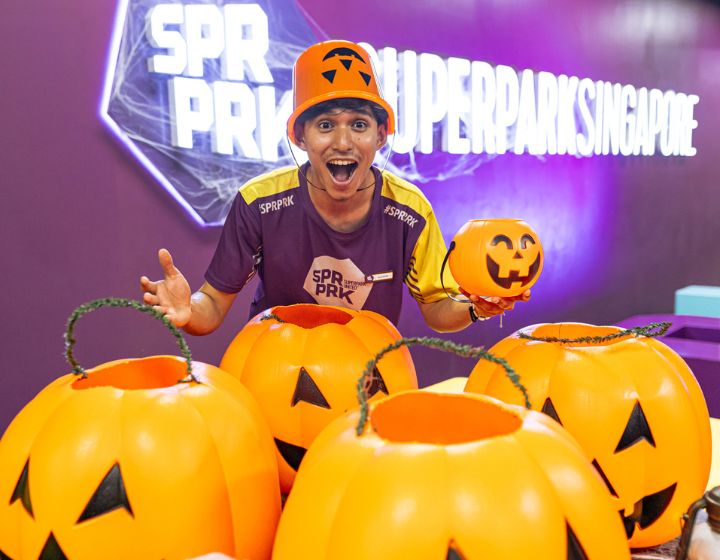Halloween events in Singapore - SuperPark - trick or treat