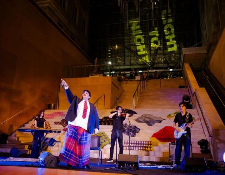 light to night gallery gigs