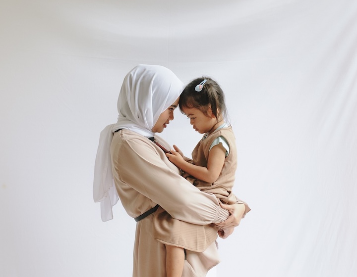 open letter to working mums - asian mum and daughter