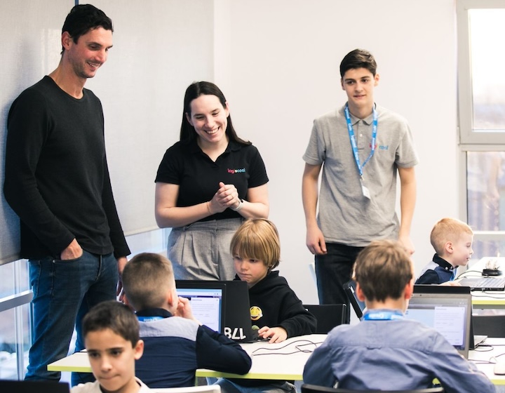 coding classes for kids Logiscool