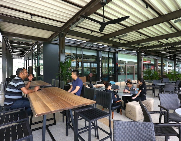 east coast park singapore - east coast park food - coffee bean & tea leaf