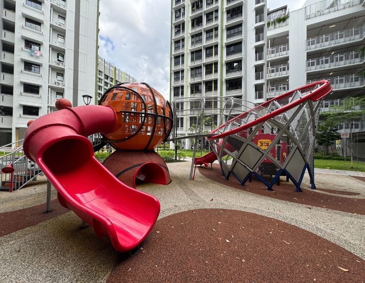 Free outdoor playgrounds in Singapore - woodlands - Champions Green sports football basketball rugby playgrounds