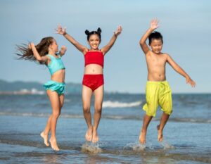 kids swimsuits in singapore - kids swimwear in singapore - Freepik