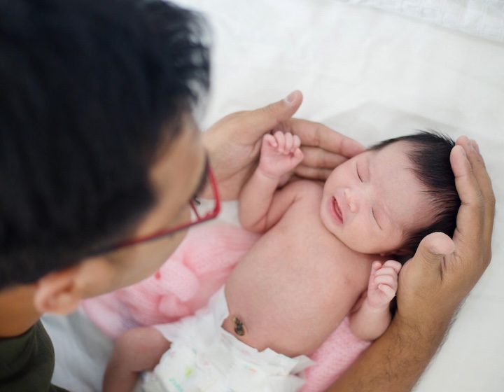 newborn milk intake baby cues