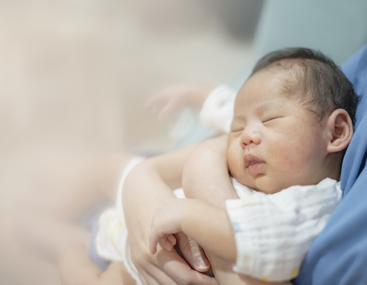 newborn milk intake