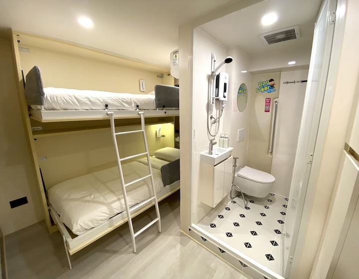 tiny pod train pod hotel one-north - rooms