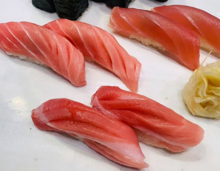 best sushi in singapore - tomi sushi