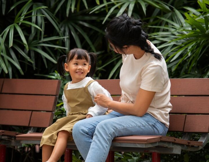 Domestic Helper leaving