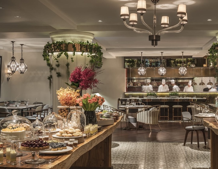 brunch singapore - One Ninety Four Seasons Hotel Singapore