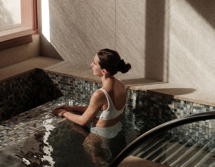prenatal massage singapore - massage near me - spa near me - best massage singapore - post natal massage - home massage singapore - - auriga spa - capella singapore