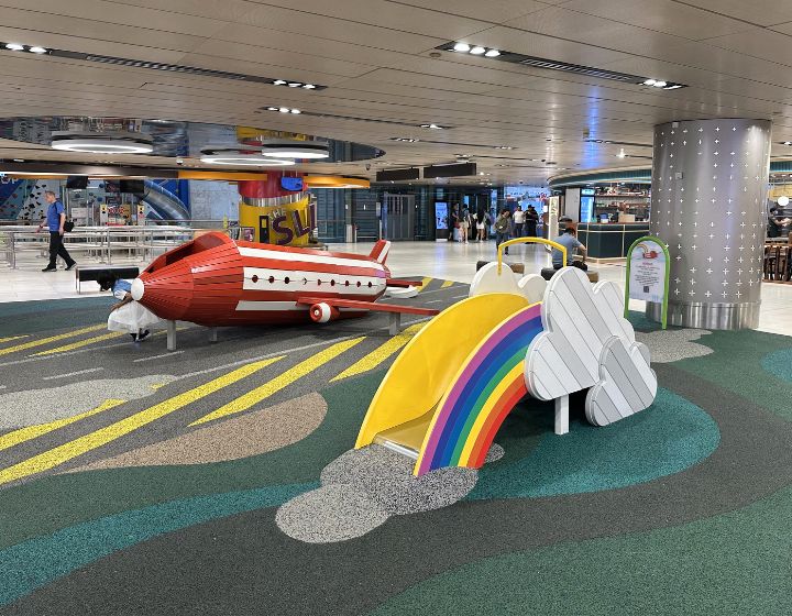 best free indoor playgrounds in singapore - changi airport terminal 3