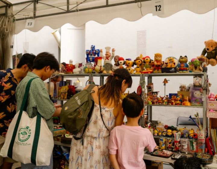 free things to do this weekend in singapore with kids - kids events - bugis retro market