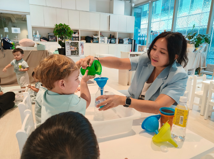 child - toddler - play - preschool - open house - trehaus open house