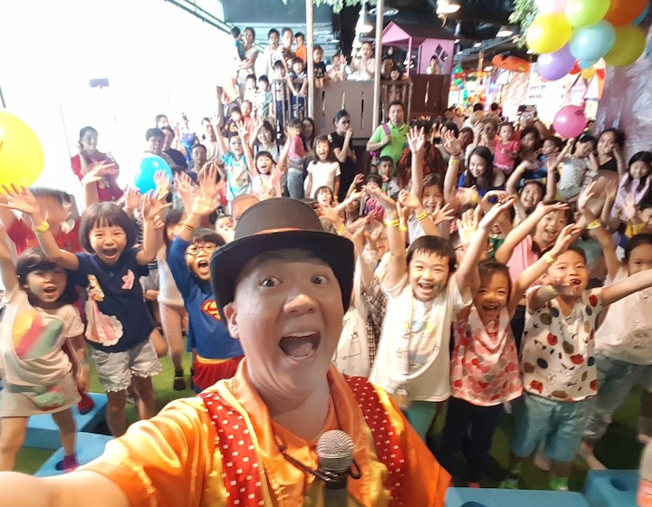 magician singapore - amazing tricky patrick
