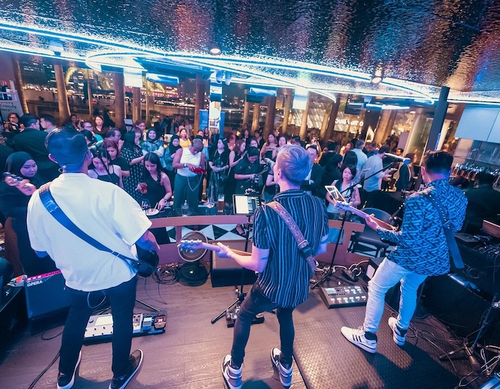 live band singapore - live music singapore - le noir mbs