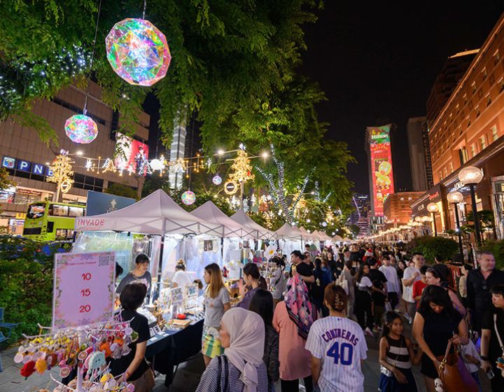 christmas markets in singapore - orchard road