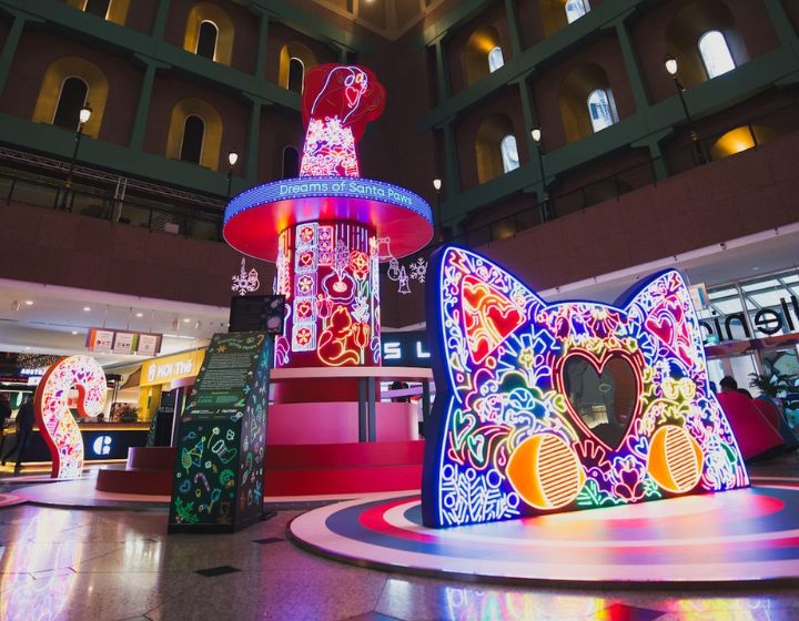 christmas markets in singapore - millenia walk