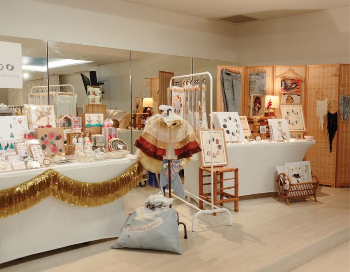 Christmas markets in singapore - trehaus festive market funan