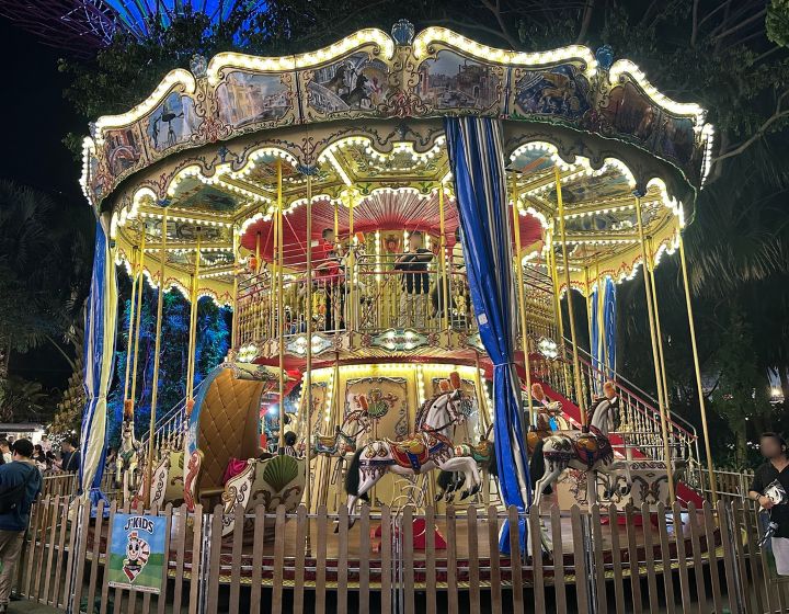 Christmas Wonderland 2025 - Gardens by the Bay - Christmas carnival rides
