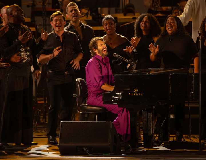 concerts in singapore - josh groban - singing concert - piano orchestra