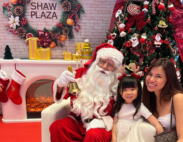where to meet santa singapore - shaw plaza