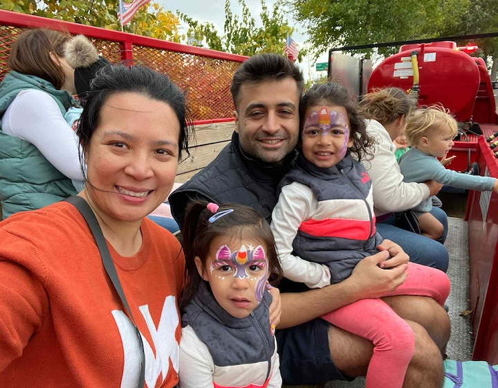 Overseas mama Nicole Cankaya