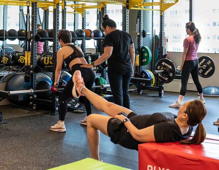 personal trainer singapore - amore fitness