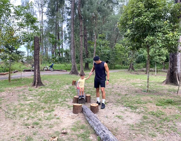 coney island singapore - nature obstacle course