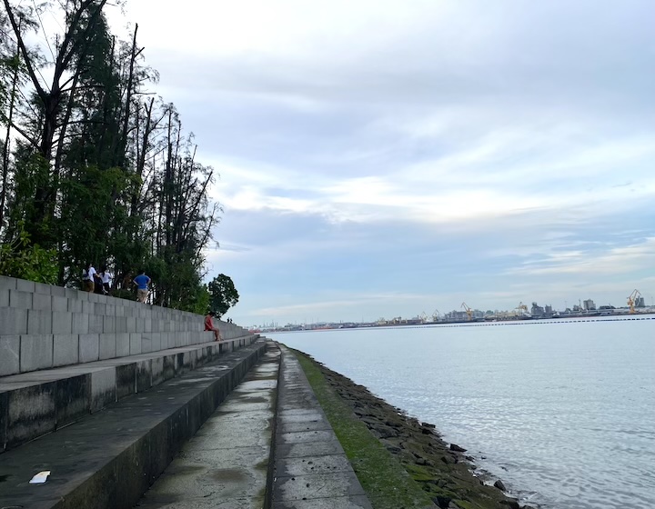 coney island singapore - promenade