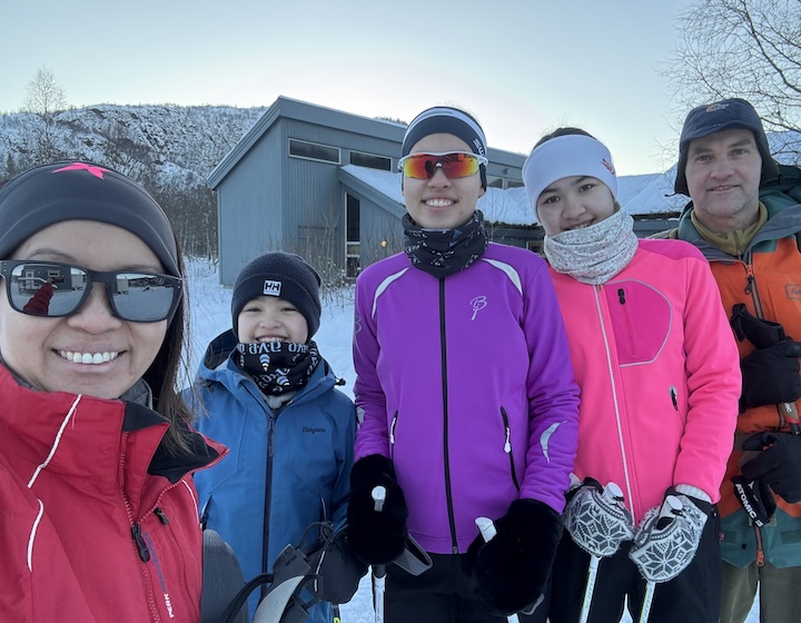 overseas mama - serene tan - norway