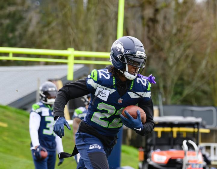 where to watch super bowl singapore - seattle seahawns