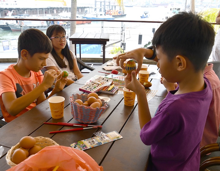 easter egg hunt singapore - rysc 