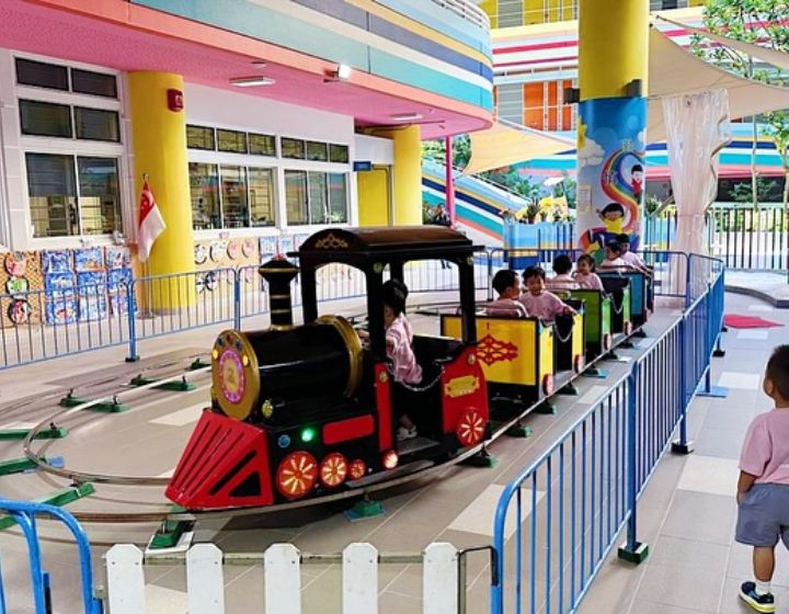things to do this weekend in singapore - neighbourhood amusement parks 