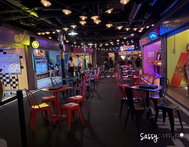 disney cruise singapore - san fransokyo street