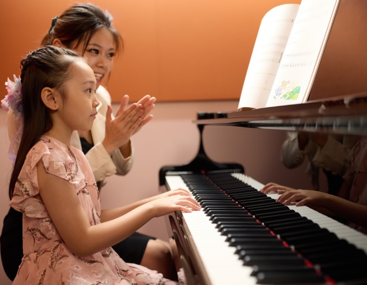 piano lessons singapore - yamaha music school