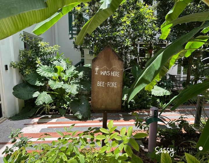 temasek shophouse bumblebees