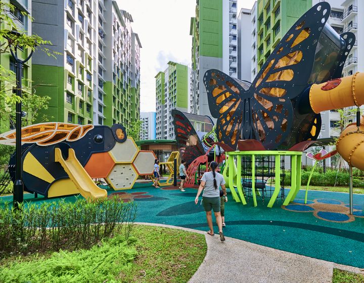 best free outdoor playgrounds in singapore - yishun boardwalk insect-themed playgrounds