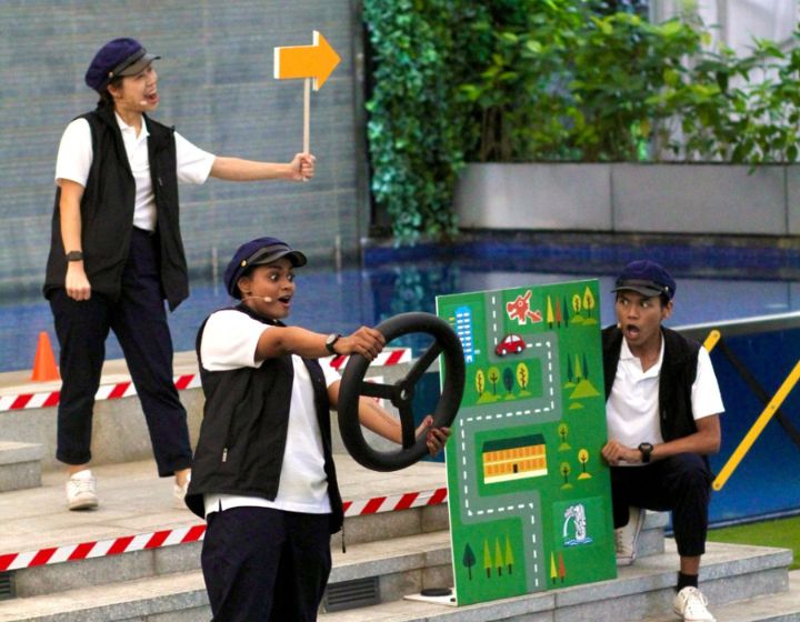 kids musicals and theatre shows in singapore - wheels on the bus gateaway theatre