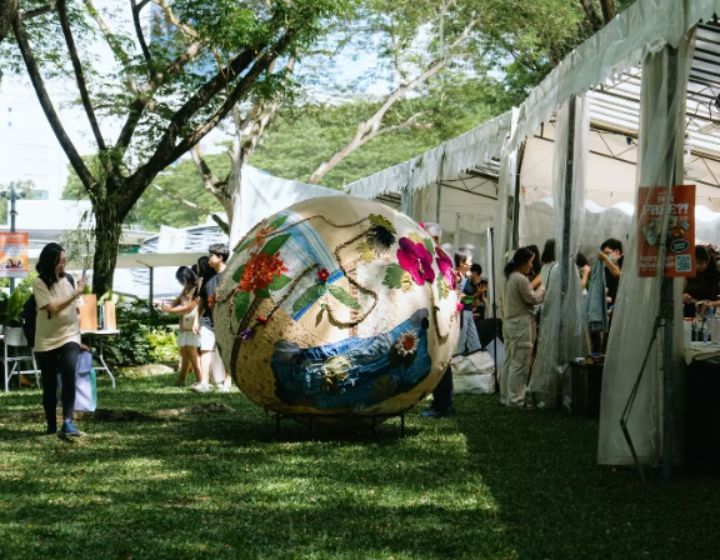weekend markets and flea markets in singapore - earthtopia fest