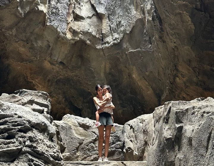 Rainforest Wild Asia photoos - The Cavern photo ops