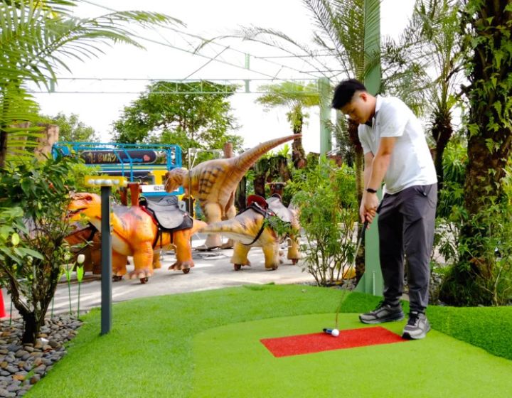 Where to play mini golf in singapore